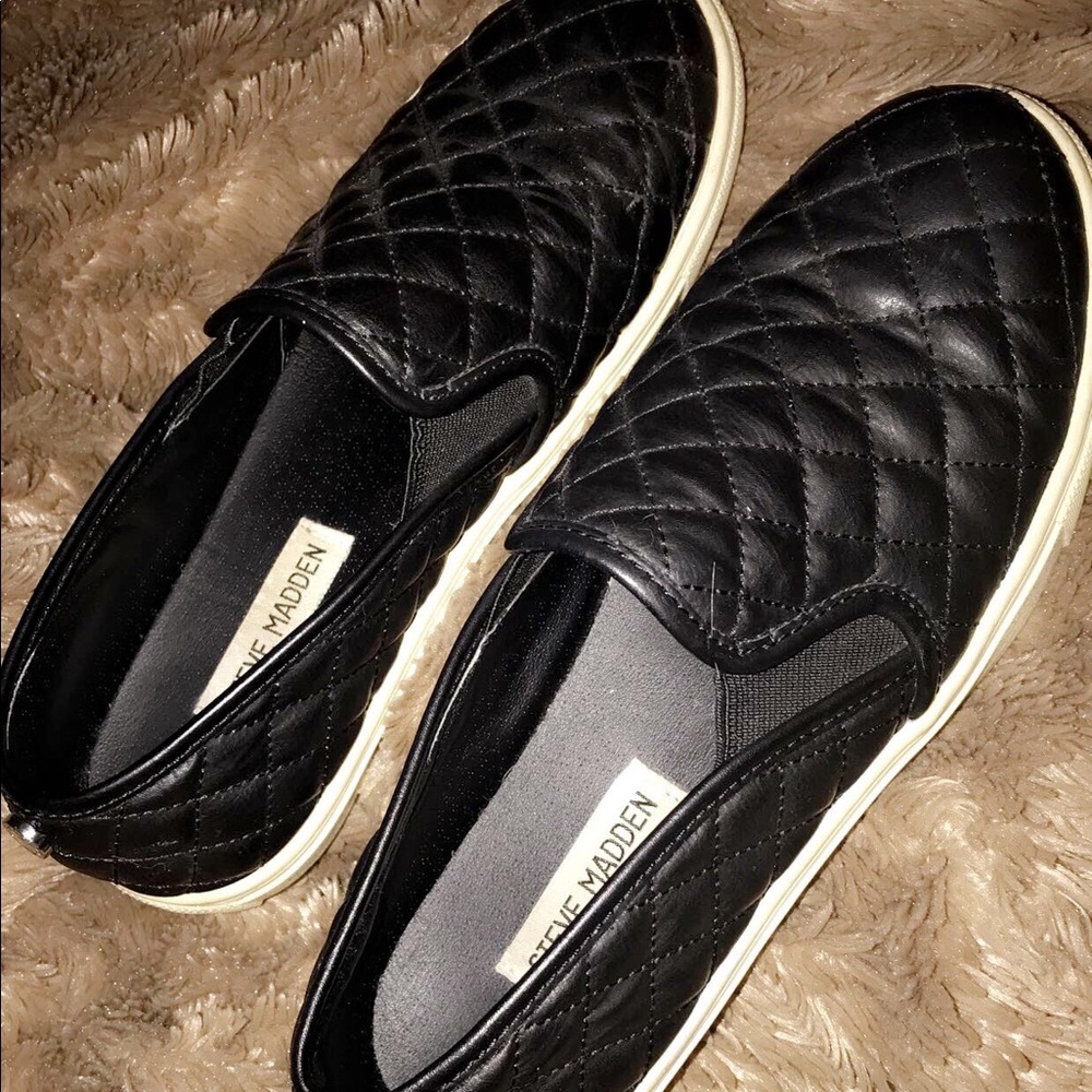 Steve Madden Women’s Platform Sneakes